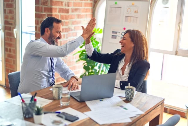 Great-Engineering-Managers-in-a-Meeting